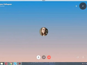 ДЕВИЦА С БАНАНОМ.