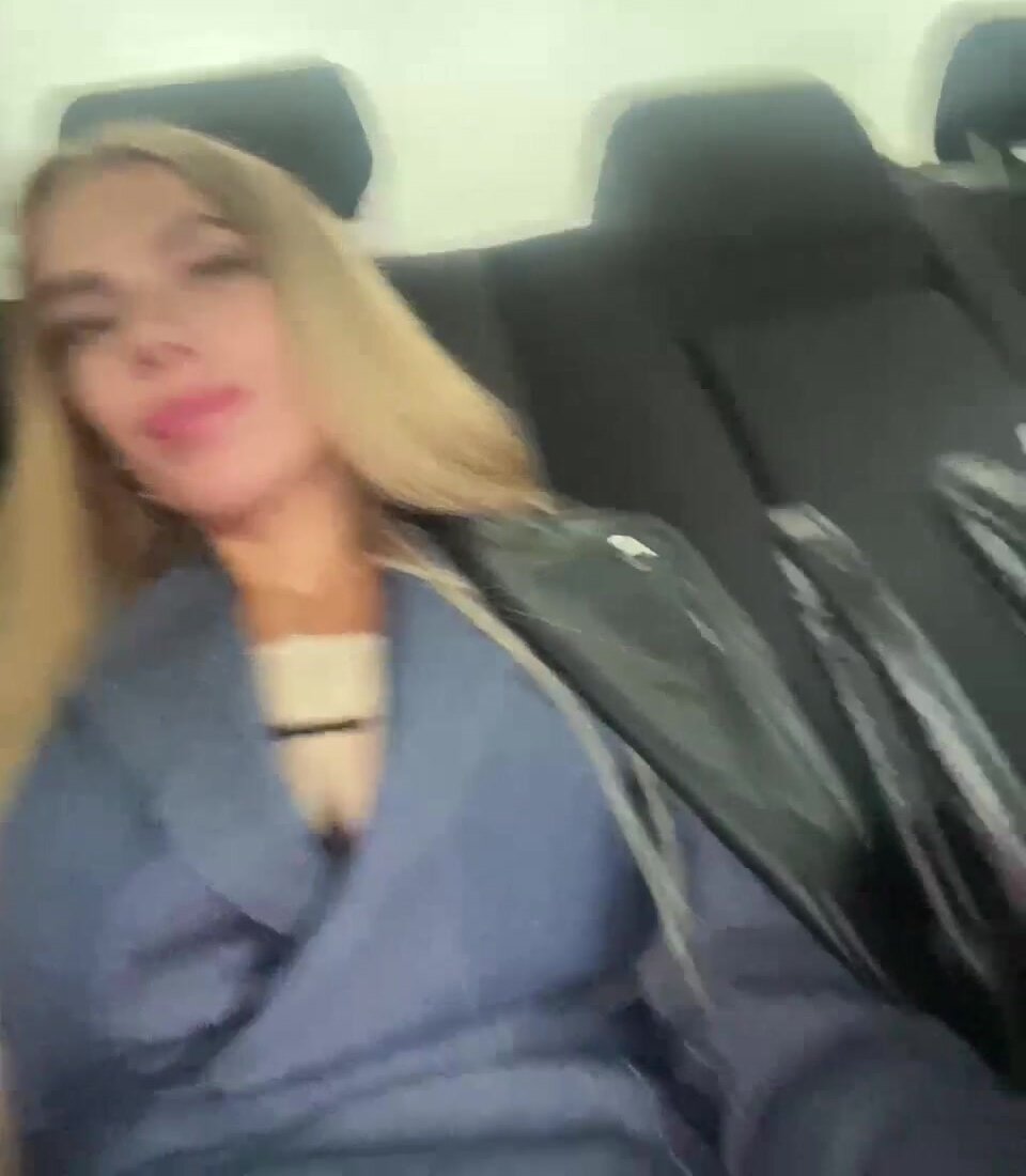 Blondinochkaa