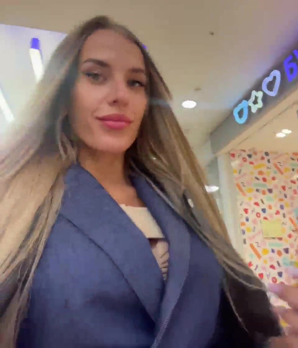 Blondinochkaa