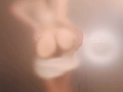 ДЕВИЦА ДРОЧИТ.