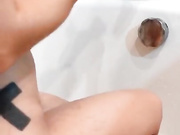 САМА ДРОЧИТ СВОЙ АНАЛ.