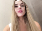 Blondinochkaa