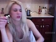 CrystalSsexy ("вечно молодая, вечно пьяная")