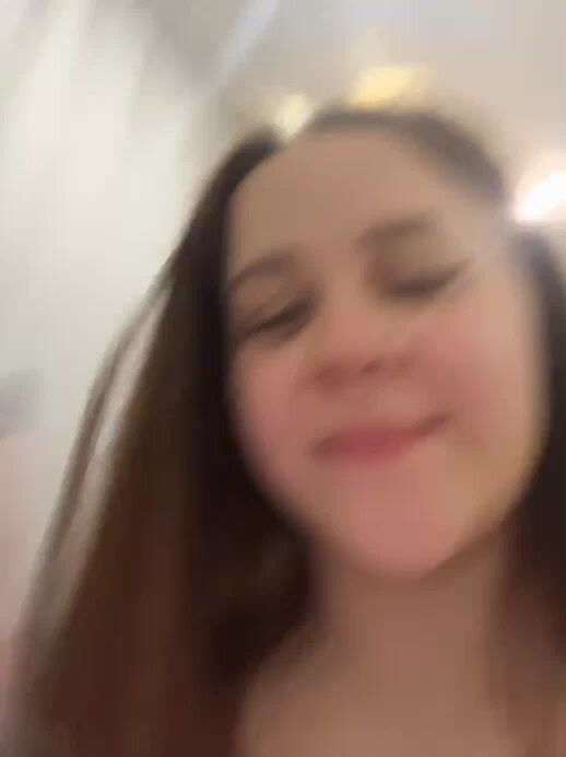 Dibellass села на бутылку