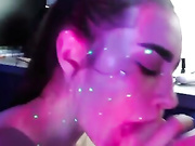 Mirbezumia ласкает член друга