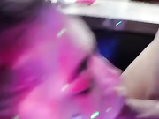 Mirbezumia ласкает член друга