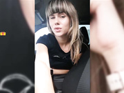VaniLLa_sexy ласкает себя в машине-28