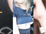 VaniLLa_sexy ласкает себя в машине-28