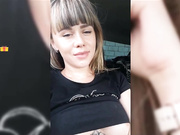 VaniLLa_sexy ласкает себя в машине-28