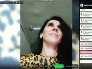 8Mercedes8 дрочит в туалете