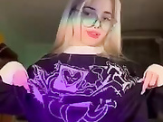 nasteppa показывает сиськи