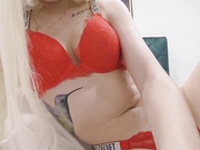 KRISTINA-FOX-19