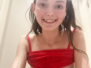 Baby-Tisha в примерочной