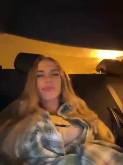 Blondinochkaa