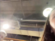 deva23 (показала парню свои труханы в туалете)