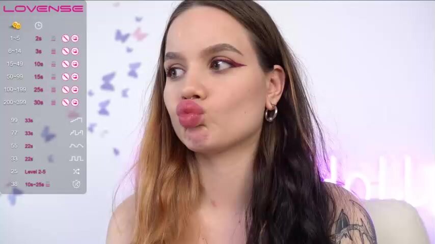 Общение с пользователем Superbdolls в онлайн-видеочате (18+) 2022-12-30 23_52