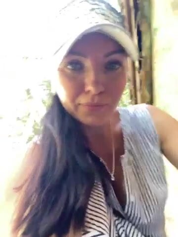 Онлайн-эровидеочат с DIVORA на BongaCams 2022-07-17 09_54