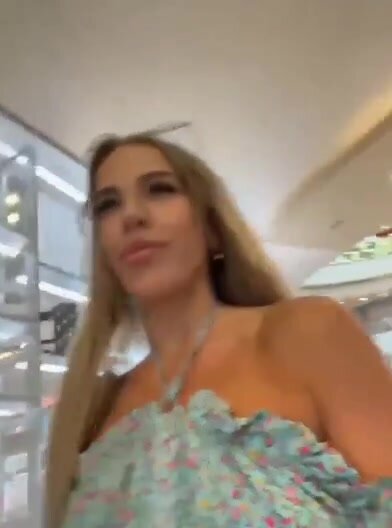 Blondinochkaa