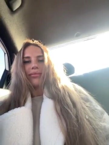 Blondinochkaa