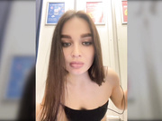 -INDICA- в примерочной