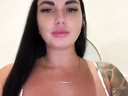 Онлайн-эровидеочат с KROSHKA_N на BongaCams 2023-01-30 18_26