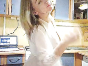 Онлайн-эровидеочат с I-Nochka на BongaCams 2022-11-29 03_22