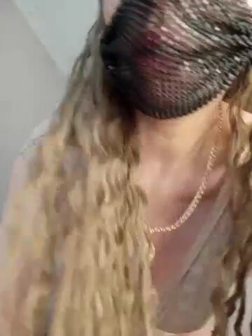 Онлайн-эровидеочат с PizzzzzdA на BongaCams 2023-01-04 07_27