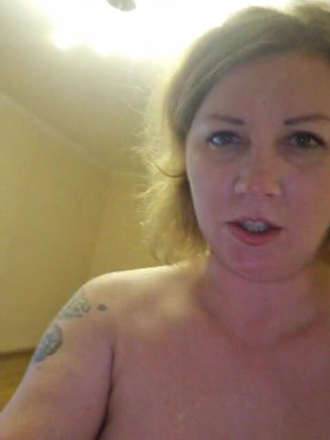 Онлайн-эровидеочат с YourWitcher на BongaCams 2022-12-02 21_27