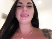 Онлайн-эровидеочат с KROSHKA_N на BongaCams 2023-01-30 18_51