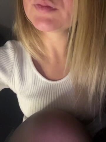 Онлайн-эровидеочат с Julia_Lasker на BongaCams 2022-10-30 22_46