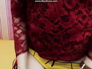 Рыженькая alitta показывает письку