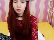 Рыженькая alitta показывает письку 2