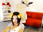 еще одна скромница