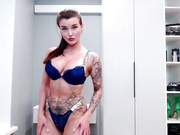 marti_lovely