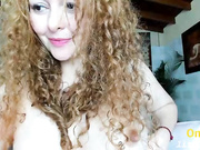 Общение с пользователем Little_Izzi в онлайн-видеочате (18+) 2023-04-27 01_13