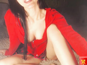 Evva18 засветила грудь