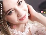 Pretty_doll - милашка развлекается со своей киской ©