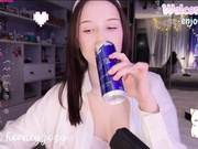 hor-neyJ0zy