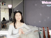 hor-neyJ0zy