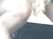 КРАСОТКА В МАШИНЕ