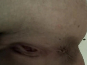 ДЕВИЦА ДРОЧИТ