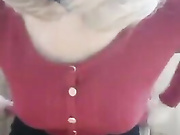 МОДЕЛЬ ДРОЧИТ В ТУАЛЕТЕ