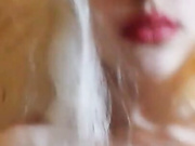 ЗАВОДНАЯ БЛОНДИНКА