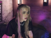 GirlFAW