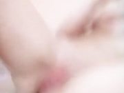 ДЕВИЦА ДРОЧИТ