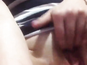 ДЕВИЦА ДРОЧИТ