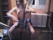 Aria_French (голая с виолончелью)