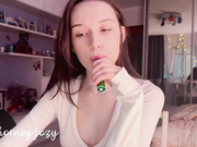 hor-neyJ0zy
