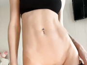 EVERGLOW (cute-kitty) 2023-06-06