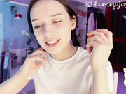 hor-neyJ0zy